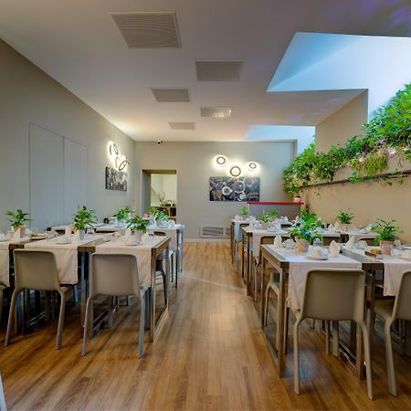 Al Manthia Hotel - Gruppo Trevi Hotels Rome Exterior photo