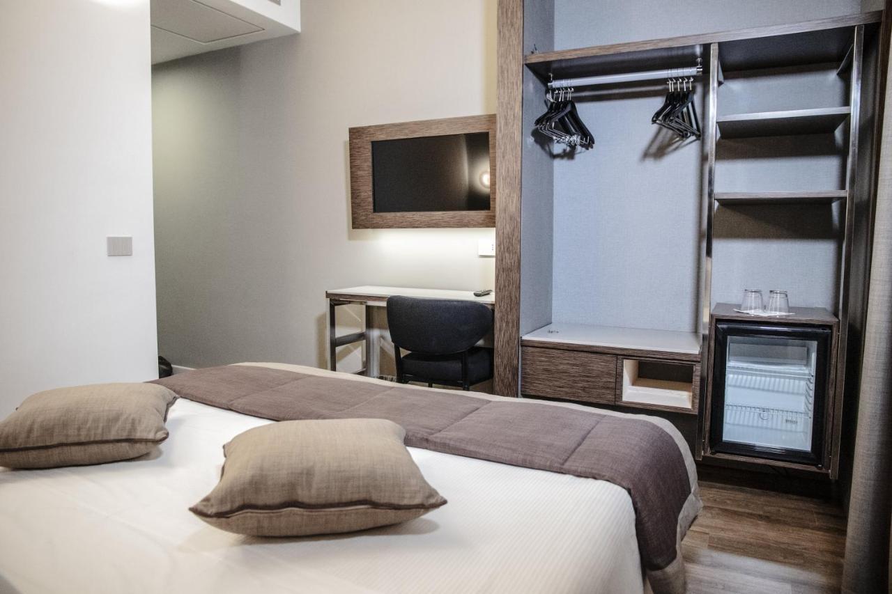 Al Manthia Hotel - Gruppo Trevi Hotels Rome Exterior photo
